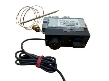 Picture of Maxitrol Gas Valve, GV30T-C5AYAGK0-003, Made in Germany